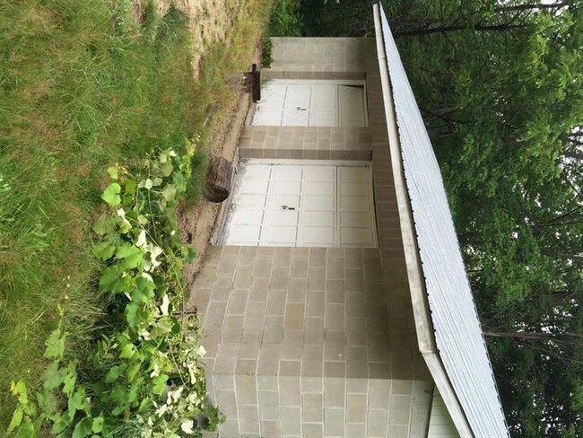 585 N Bridgton Rd, Bridgton, ME 04009 - photo 5