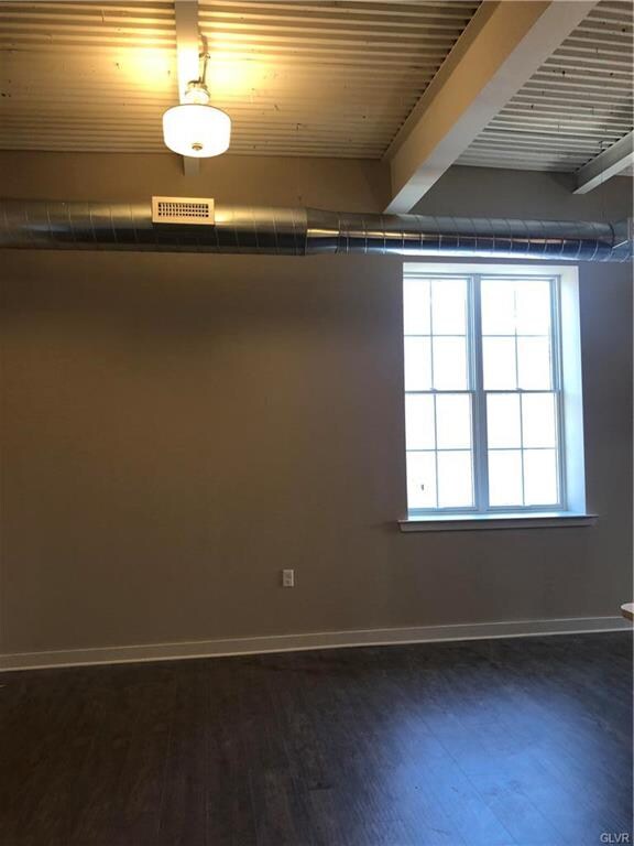 128 W Union Blvd unit 207, Bethlehem, PA 18018 - photo 3