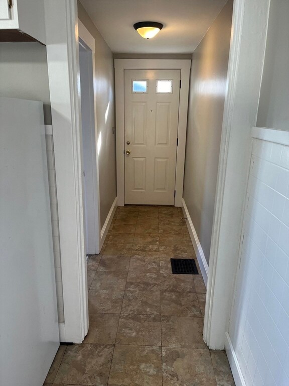 16-18 Bolton St unit 18, Waltham, MA 02453 - photo 5