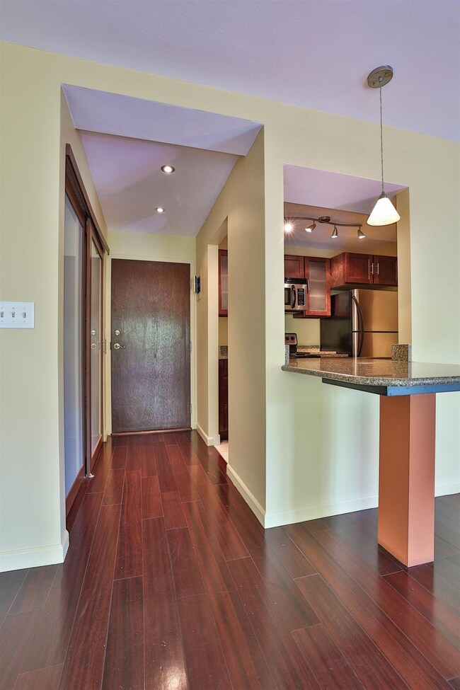 1815 Wm H Taft Rd unit 507, Cincinnati, OH 45206 - photo 2