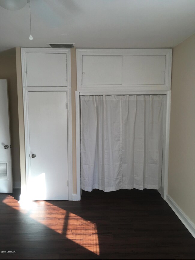 Bedroom One - Closet 1