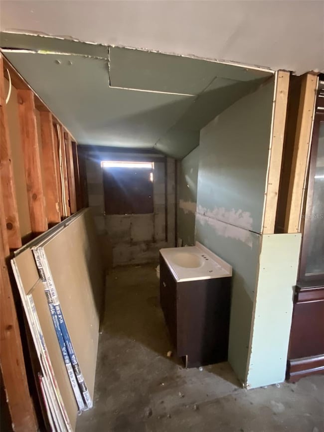 4605 John Bell Jr Dr, Tampa, FL 33610 - photo 6