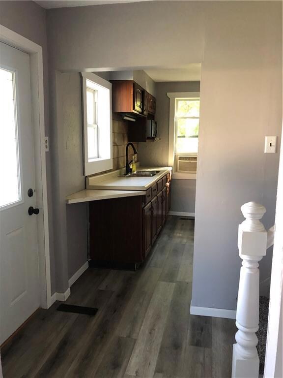 24 W Gates St, Rice Lake, WI 54868 - photo 6