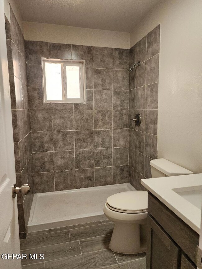 7837 West Dr unit 5, El Paso, TX 79915 - photo 4