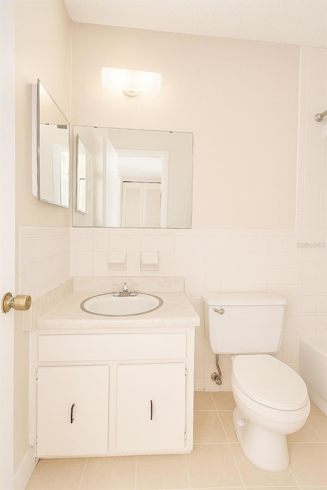 2417 NE 6th St unit 8, Ocala, FL 34470 - photo 5