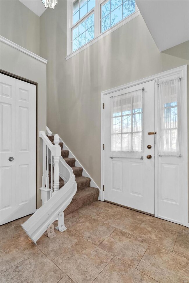 5323 N Kenrick Parke Dr unit 2, Saint Louis, MO 63119 - photo 4