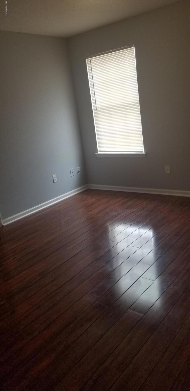 4750 Playpen Dr, Jacksonville, FL 32210 - photo 5