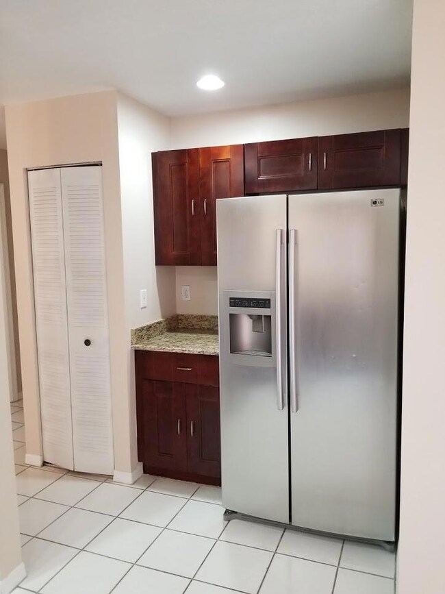 1437 Dandelion Ln, West Palm Beach, FL 33415 - photo 4