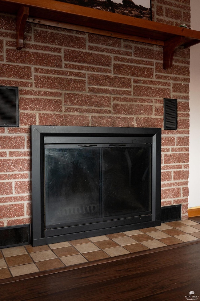 517 NE 12th St, Abilene, KS 67410 - photo 4