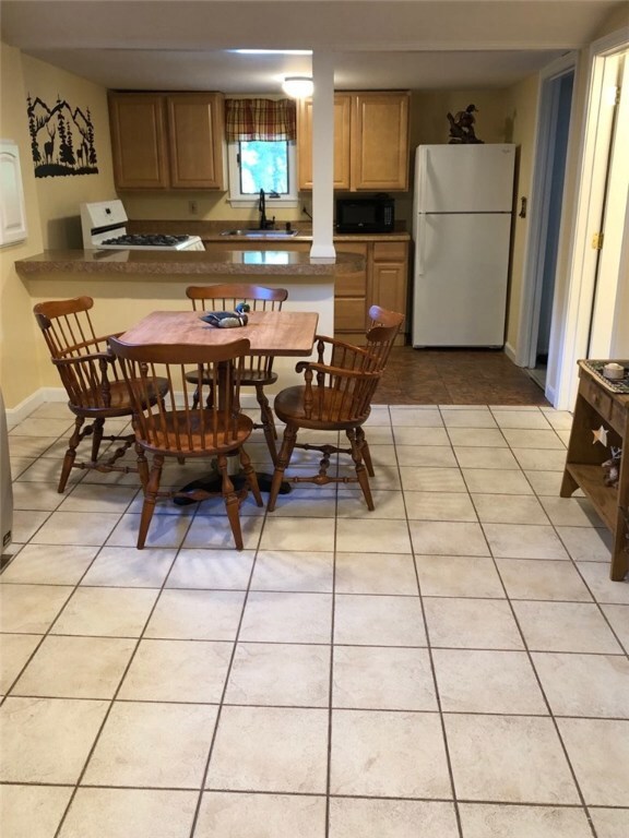 5 Spring Place, Chepachet, RI 02814 - photo 3