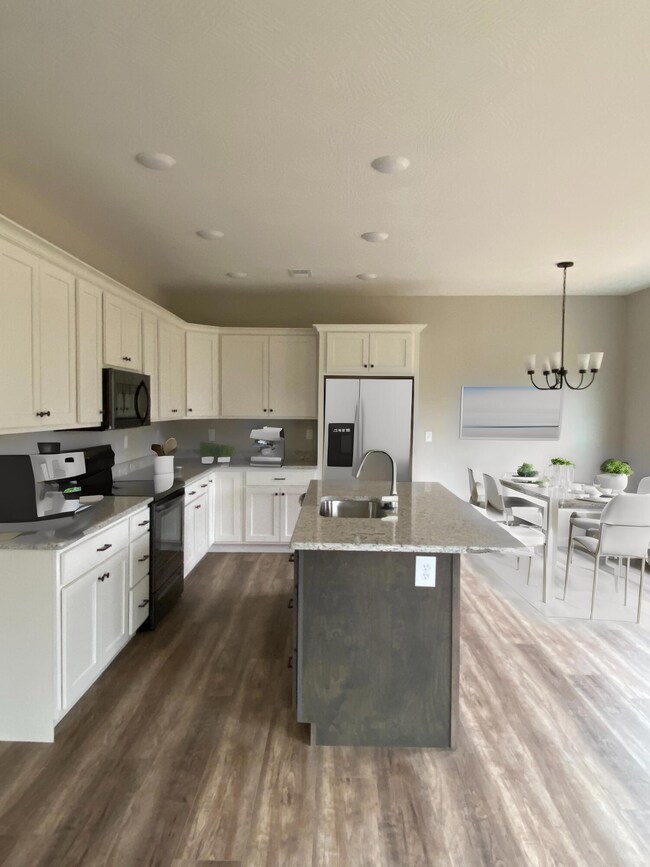 Virtual Staging AI - Kitchen-Keep.png-Fe