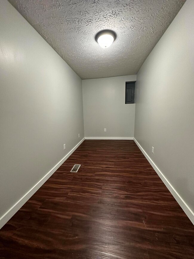 2325 Sharkey Rd, Morehead, KY 40351 - photo 5