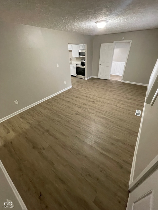 4502 N Dearborn St, Indianapolis, IN 46205 - photo 7