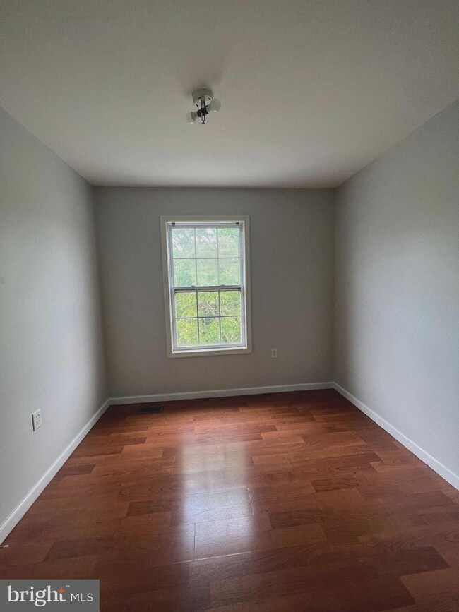 112 Lance St, Ranson, WV 25438 - photo 6