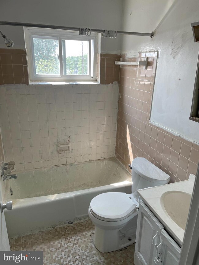 7617 Fontainebleau Dr unit 2145, New Carrollton, MD 20784 - photo 7