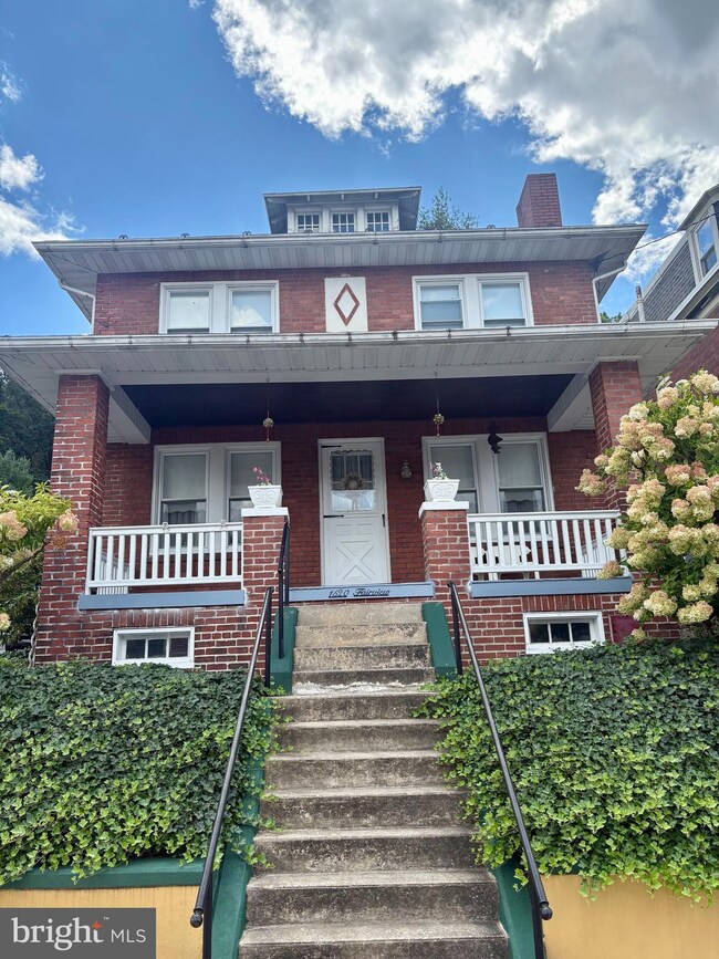 1520 Fairview St, Reading, PA 19606 - photo 2