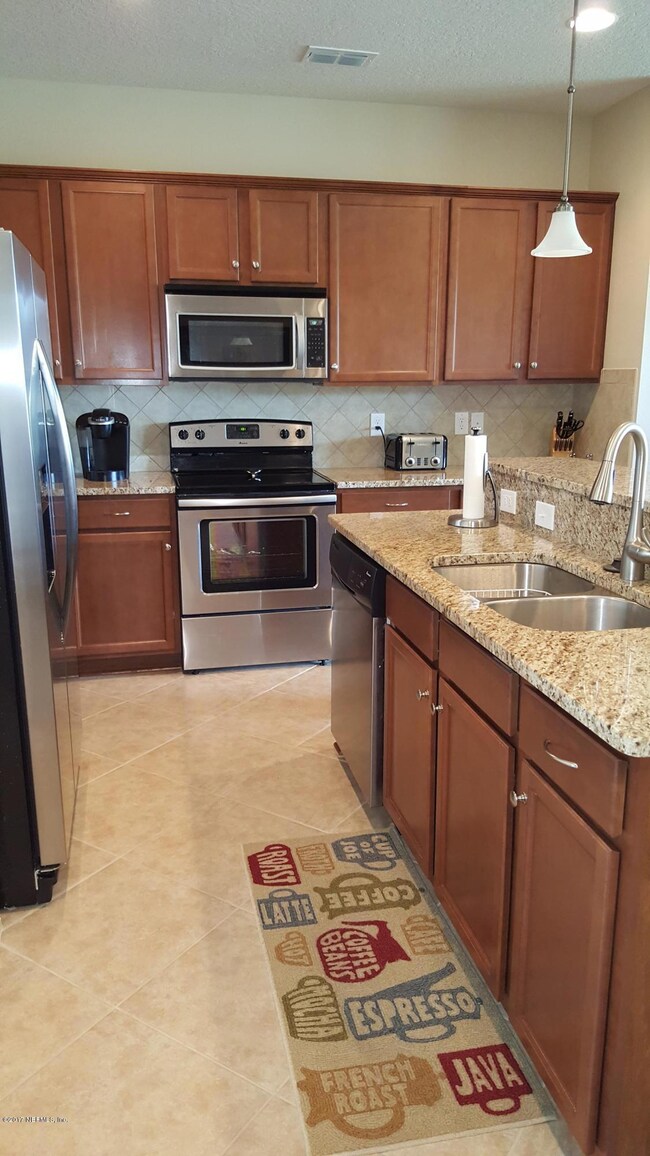 Kitchen (2)