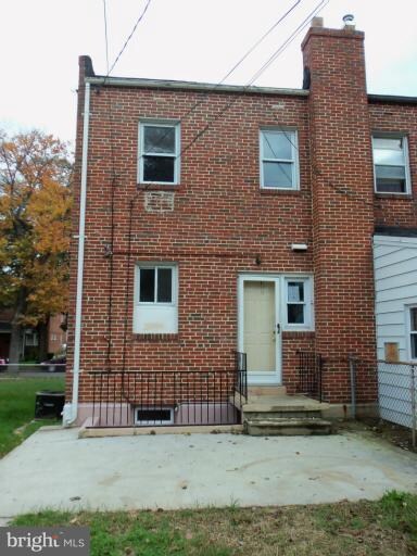 3808 Midheights Rd, Baltimore, MD 21215 - photo 2