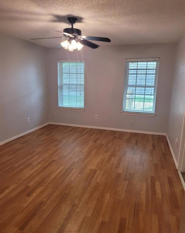 1205 Storm Ct W, Bedford, TX 76022 - photo 5