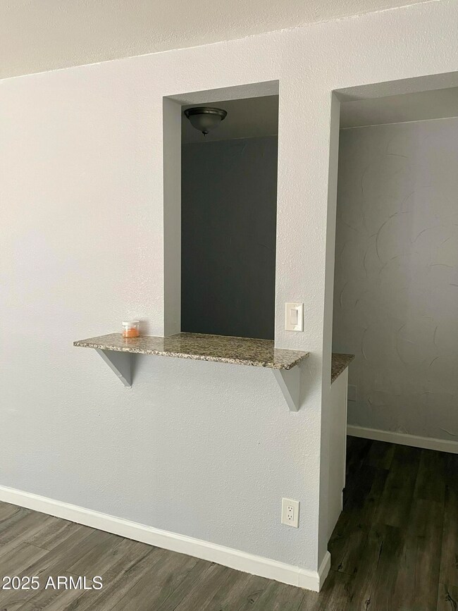 2402 N 24th St unit 6, Phoenix, AZ 85008 - photo 5
