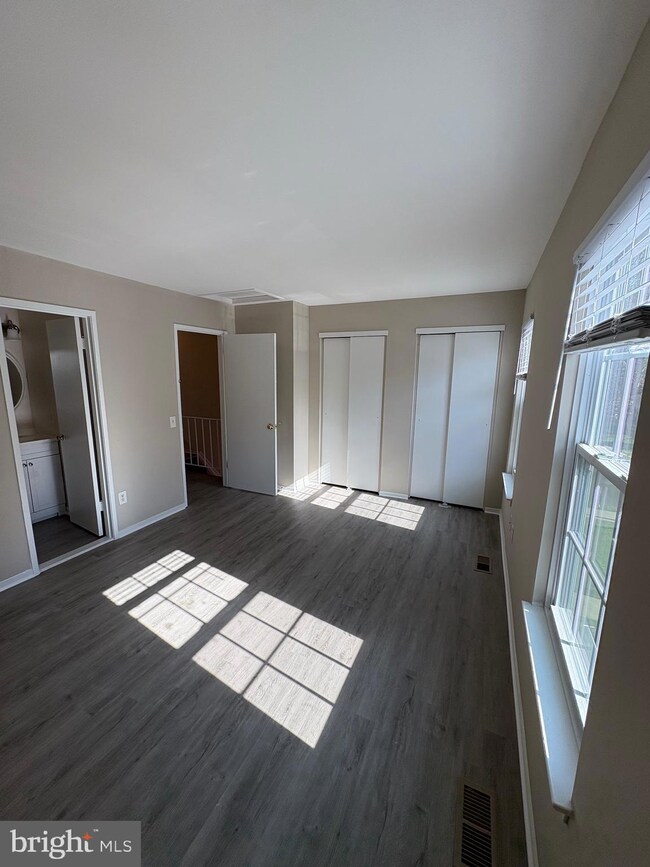 7 Valley Bend Ct, Germantown, MD 20876 - photo 6