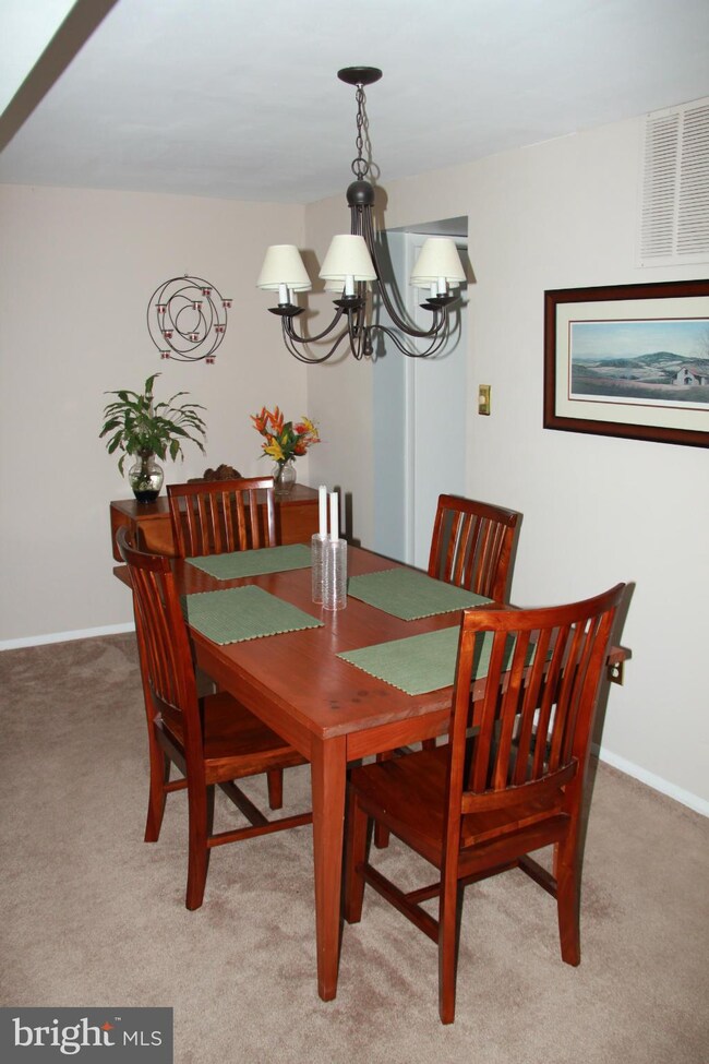 4 Hapsburg Ct, Parkville, MD 21234 - photo 7