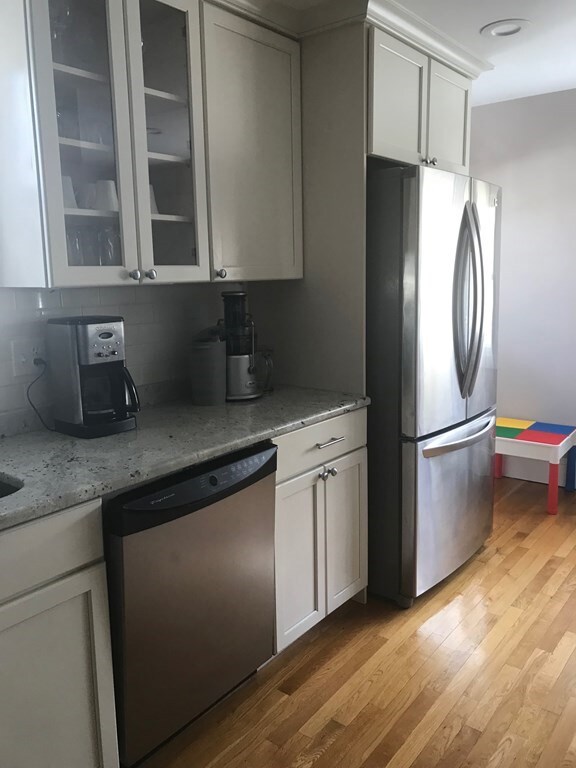 45 Symmes St unit 2, Roslindale, MA 02131 - photo 6