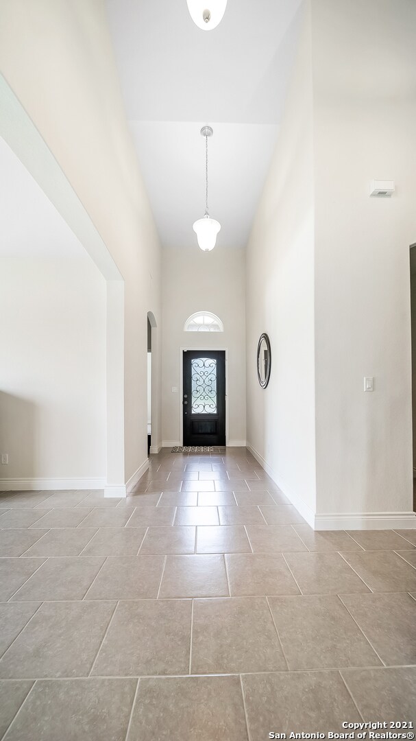 12230 Dusty Boots Rd, San Antonio, TX 78254 - photo 4