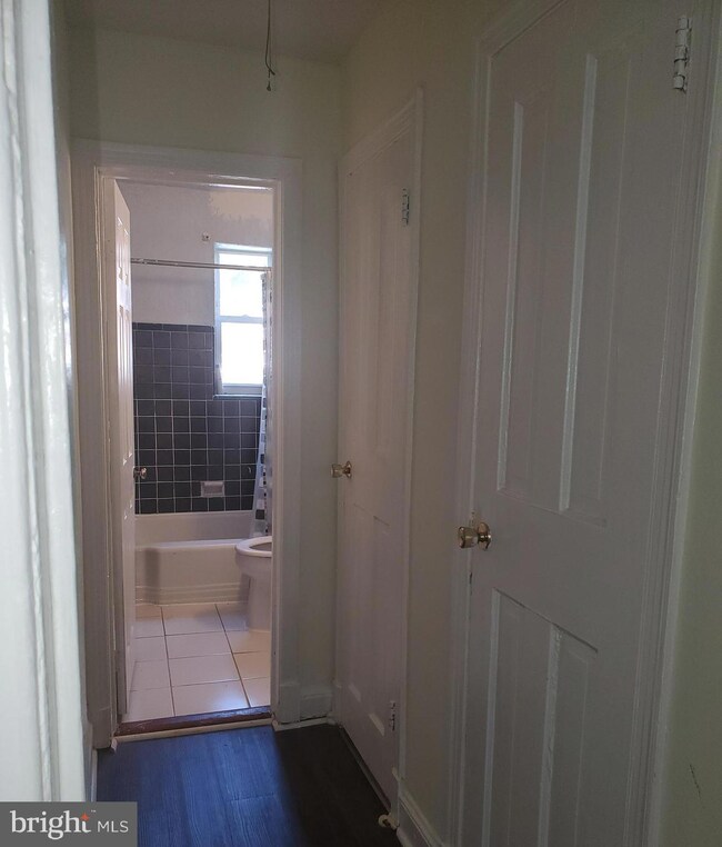 827 51st St SE unit 2, Washington, DC 20019 - photo 7