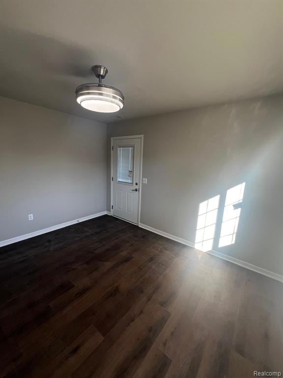 24593 Laetham Ave, Eastpointe, MI 48021 - photo 6