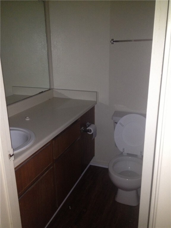 1110 Spring Loop unit D, College Station, TX 77840 - photo 6