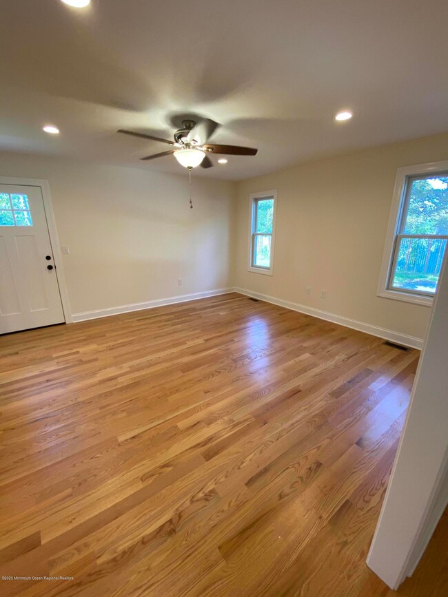 93 Main St unit Apartment 2, Oceanport, NJ 07757 - photo 6