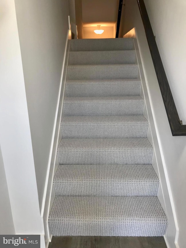 2775 Town View Cir, New Windsor, MD 21776 - photo 3