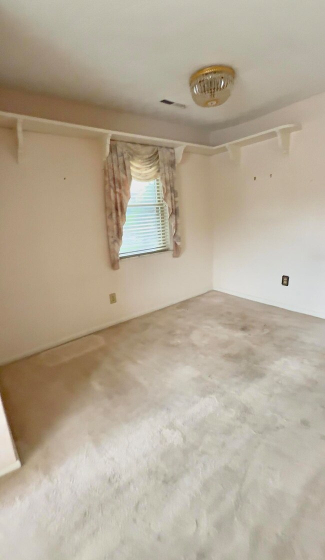 3500 Warwick Dr unit 31, Lexington, KY 40517 - photo 2