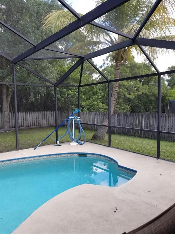 pool
