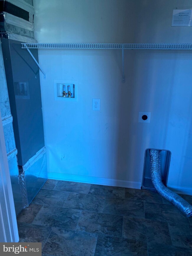 3669 Oakley Ln, Greencastle, PA 17225 - photo 5