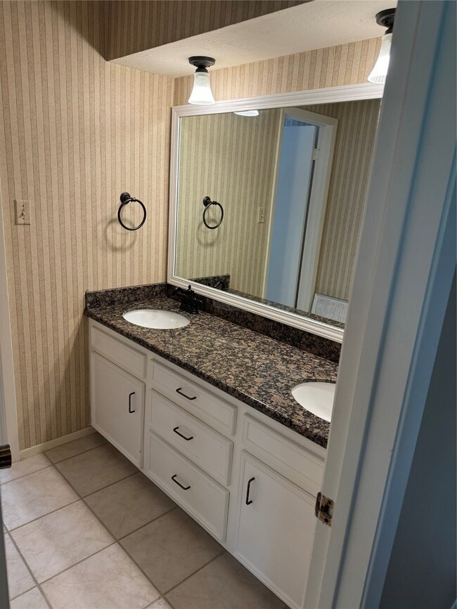 14715 Rio Pinar Dr, Houston, TX 77095 - photo 3