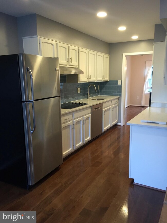 10201 Arizona Cir, Bethesda, MD 20817 - photo 6