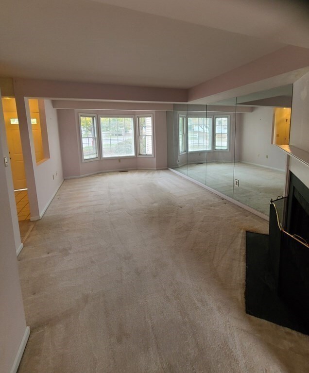 115 Carriage Ln unit 115, Taunton, MA 02780 - photo 4