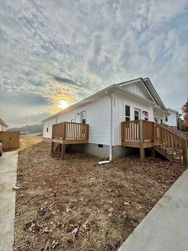 4327 Cronan Dr unit A, Cohutta, GA 30710 - photo 2