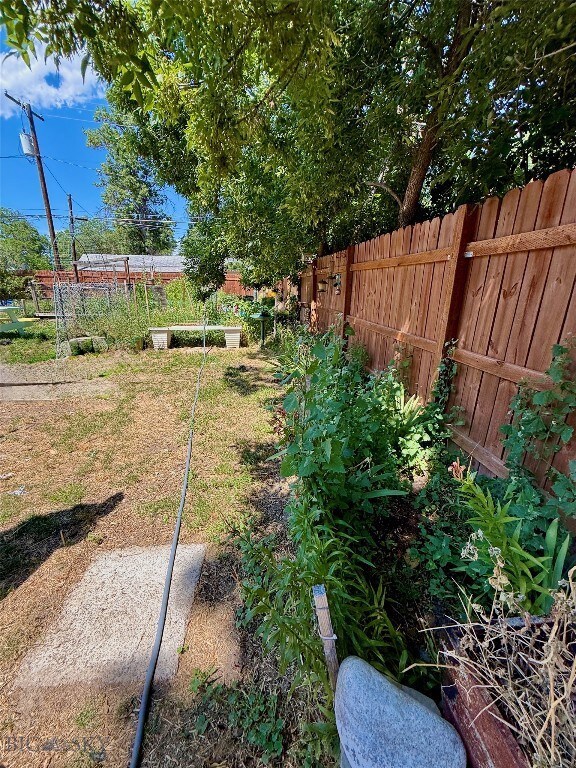 411 E 5th St, Laurel, MT 59044 - photo 3