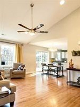 14 Balmoral St, Worcester, MA 01602 - photo 4