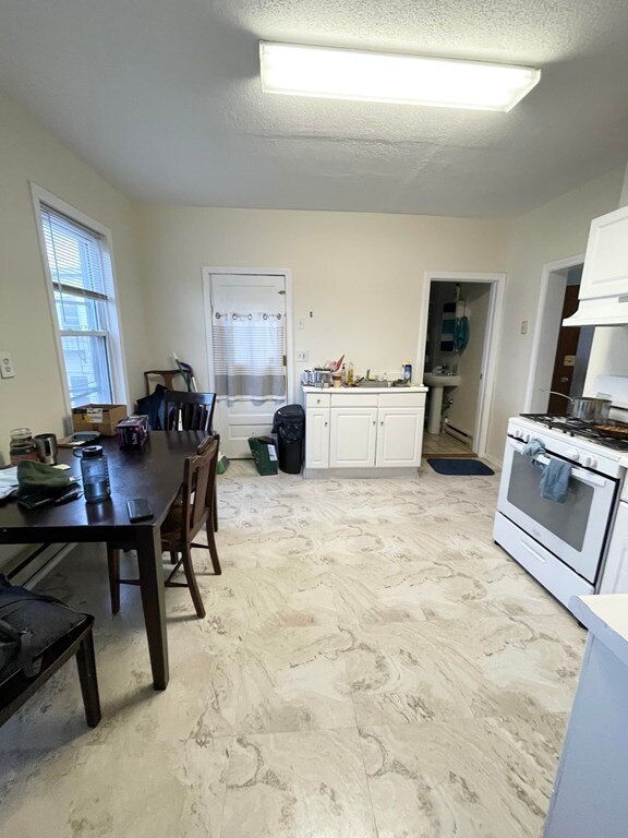 377A Cardinal Medeiros Ave unit 6, Cambridge, MA 02141 - photo 6