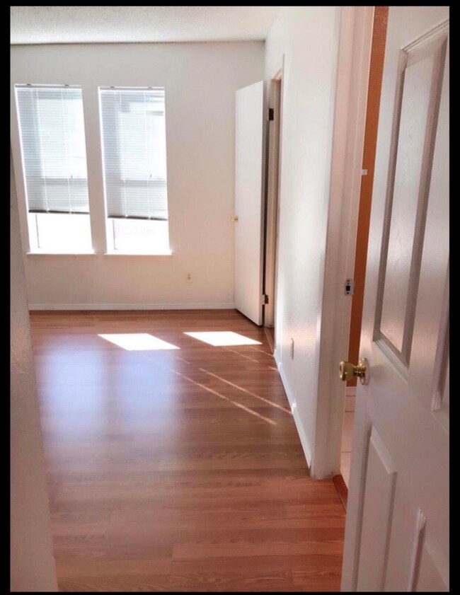 10612 Springwood Dr unit AD, El Paso, TX 79935 - photo 6