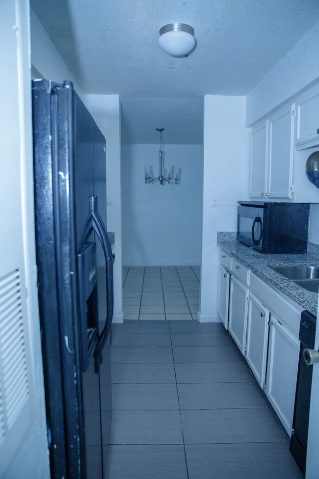 9797 Leawood Blvd unit 601, Houston, TX 77099 - photo 7