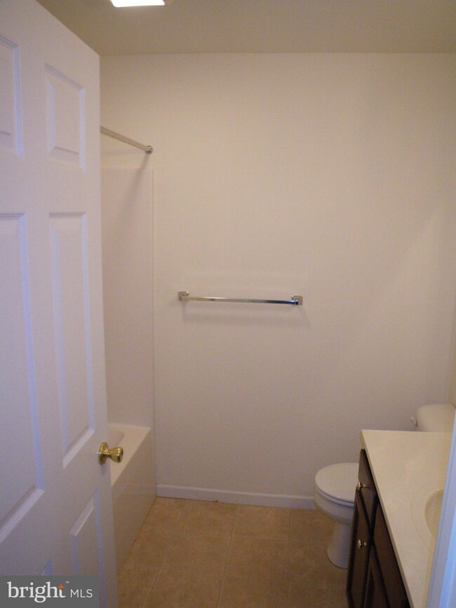 2778 Roosevelt Dr, Chambersburg, PA 17201 - photo 7