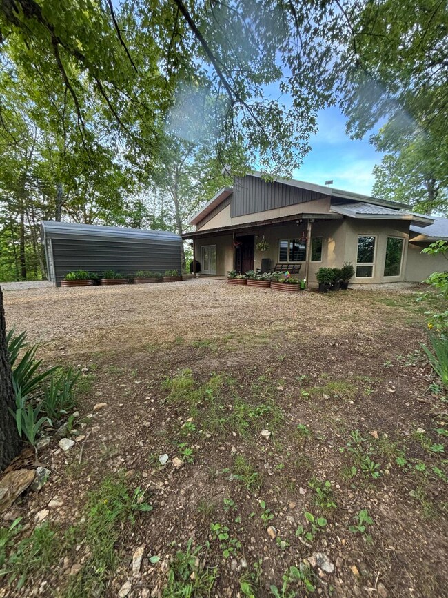 153 Secret Valley - house pic 2