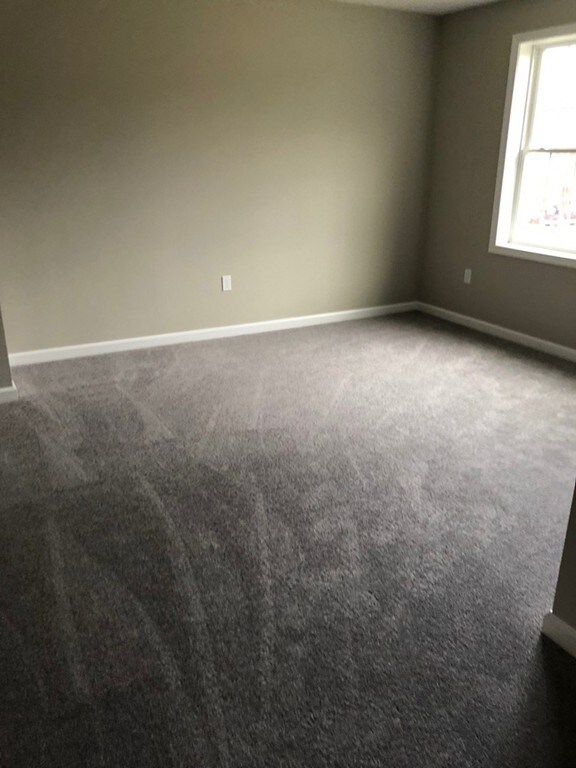 10 Farnum St, Blackstone, MA 01504 - photo 6