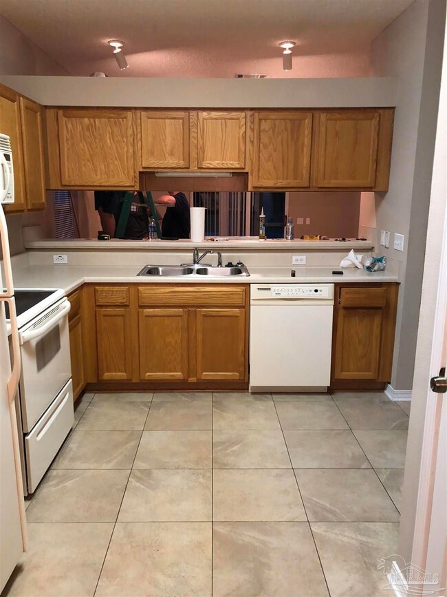 1489 Newcastle Way, Pensacola, FL 32534 - photo 2