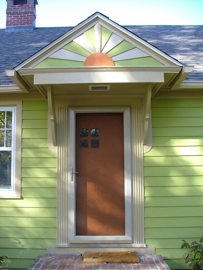 Original front door fan